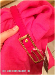Neuer Schal und Gürtel in PINK