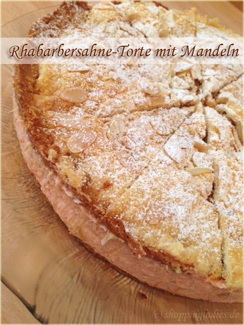 Rhabarbersahne-Torte mit Mandeln