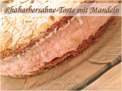 Rhabarbersahne-Torte mit Mandeln